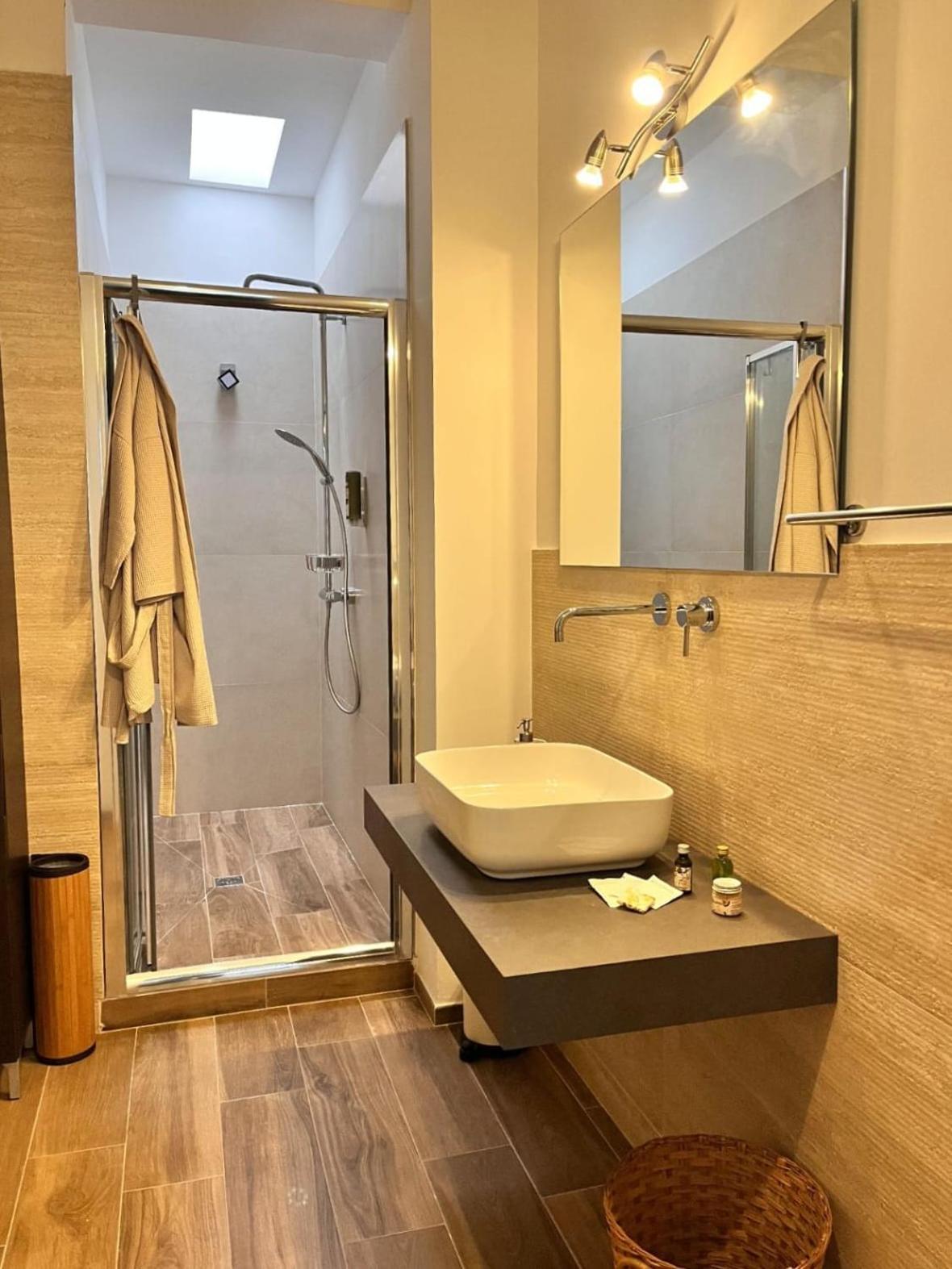 Vita Lenta Apulian Rooms Трани Екстериор снимка
