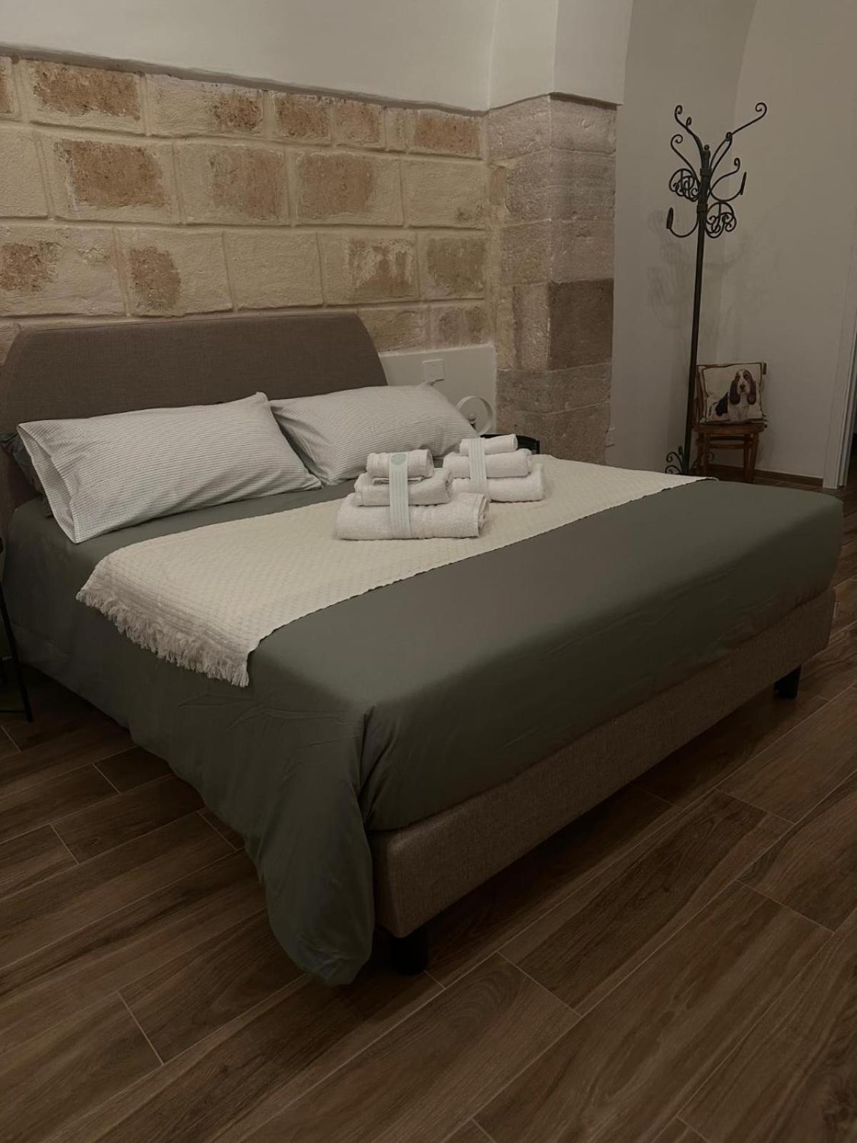 Vita Lenta Apulian Rooms Трани Екстериор снимка
