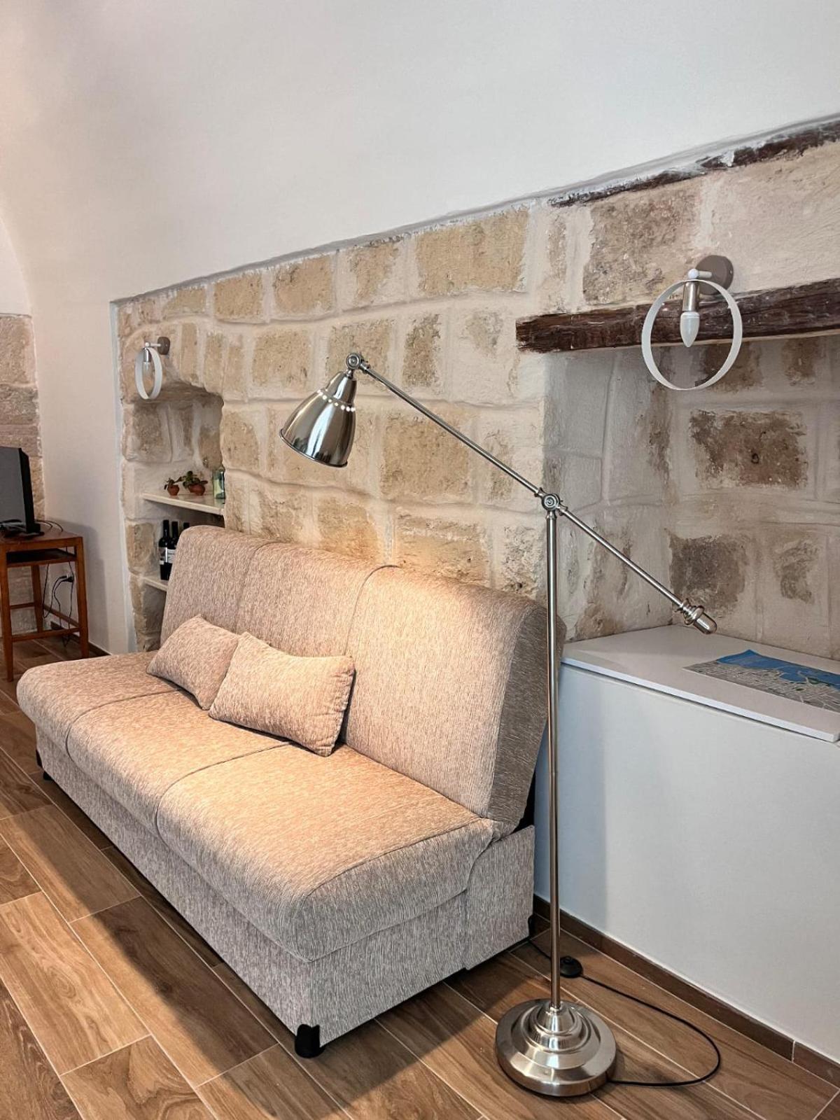 Vita Lenta Apulian Rooms Трани Екстериор снимка