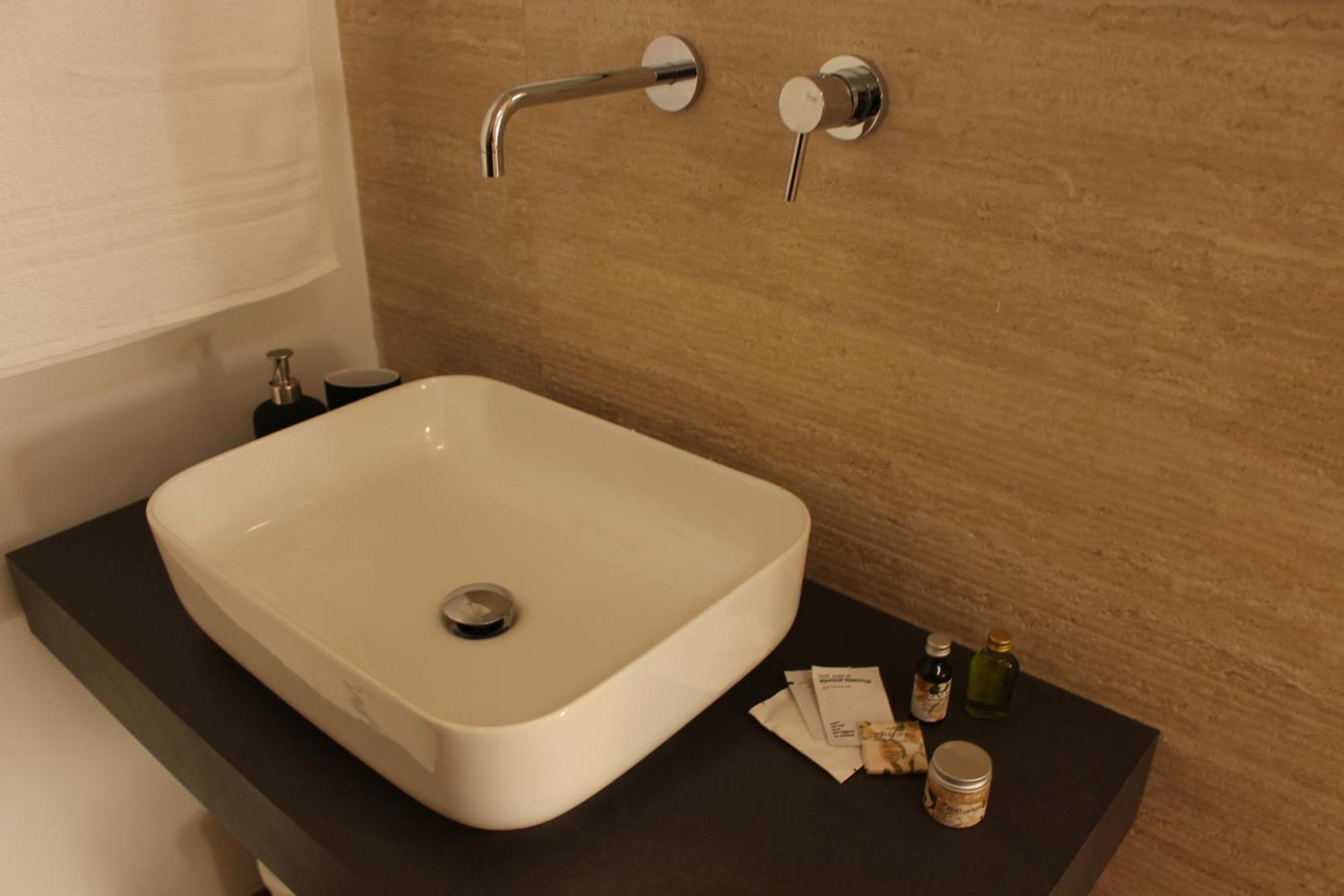 Vita Lenta Apulian Rooms Трани Екстериор снимка