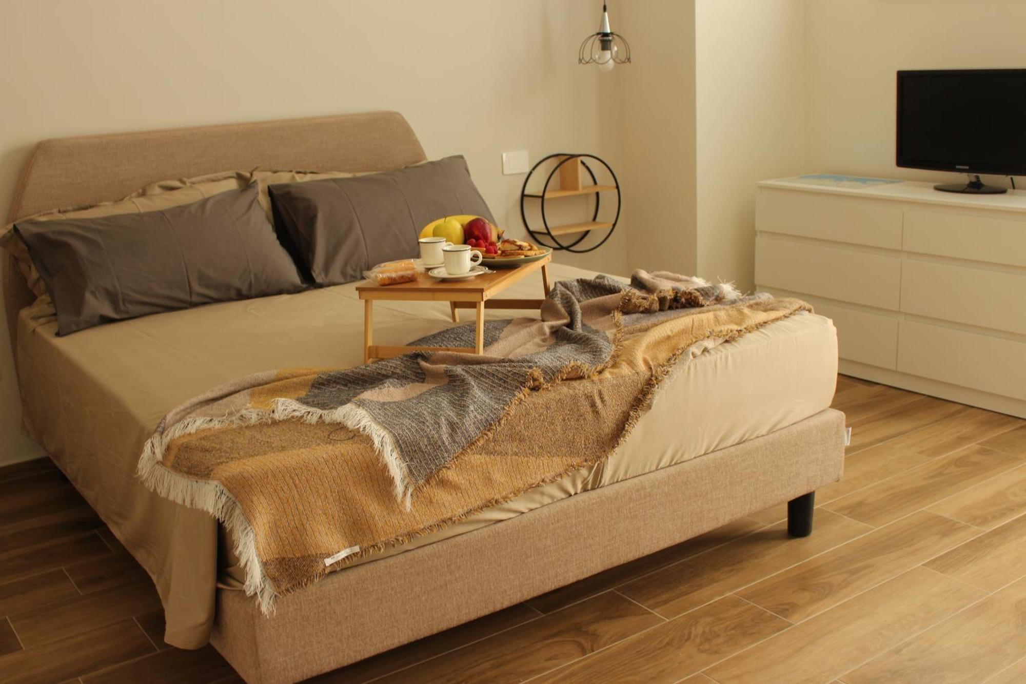 Vita Lenta Apulian Rooms Трани Екстериор снимка
